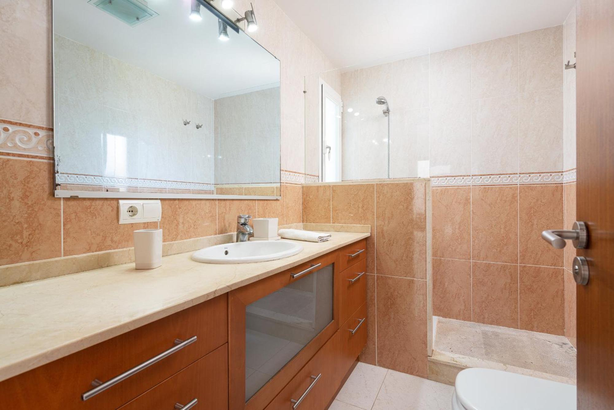 Vistafar , Com Piscina Privada *
